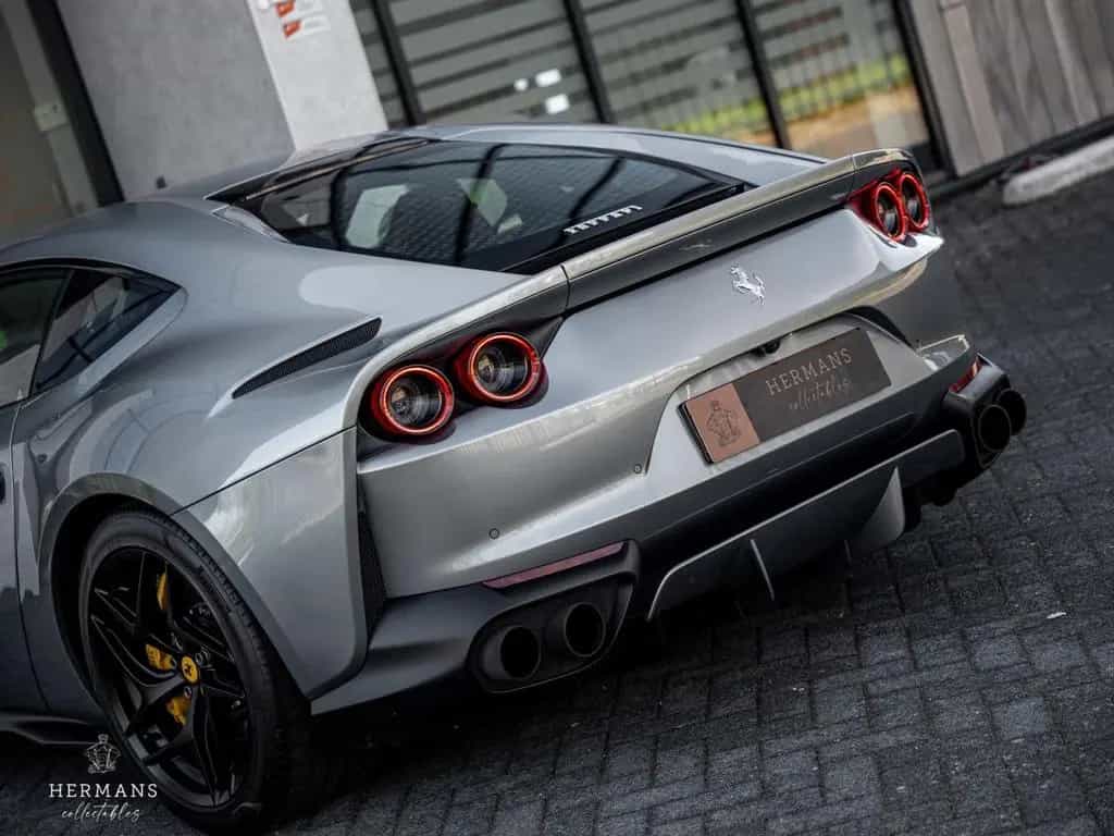 Ferrari 812 6.5 V12 Superfast HELE / Lift / Passenger / 02/2018-photo-10