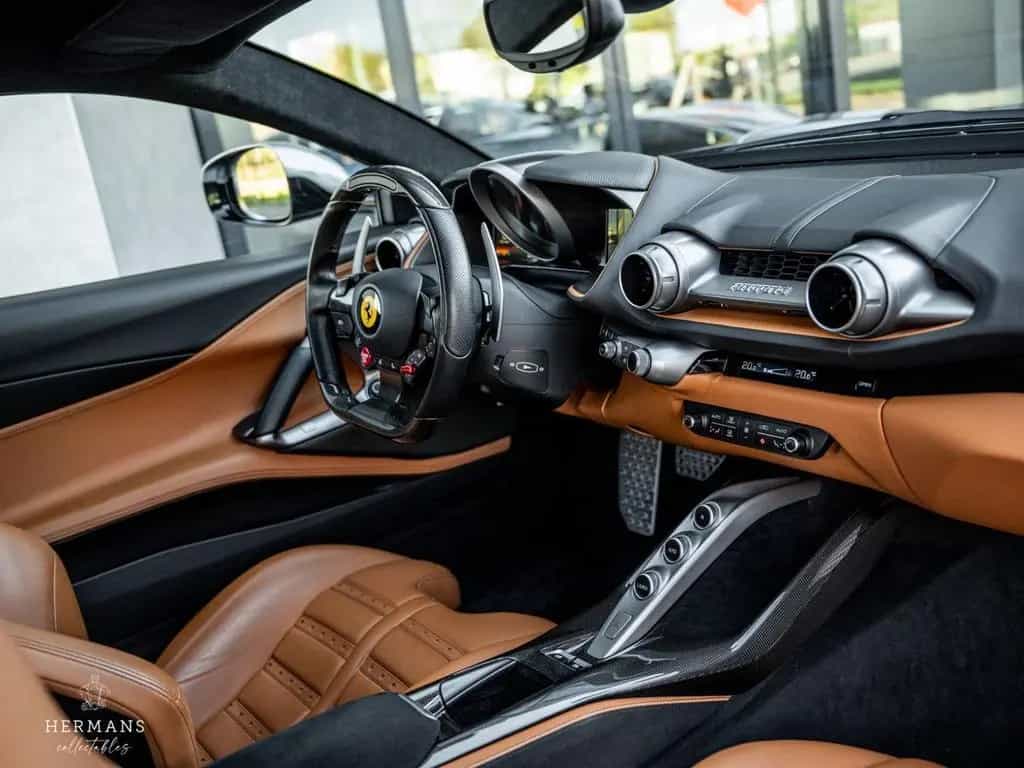 Ferrari 812 6.5 V12 Superfast HELE / Lift / Passenger / 02/2018-photo-18