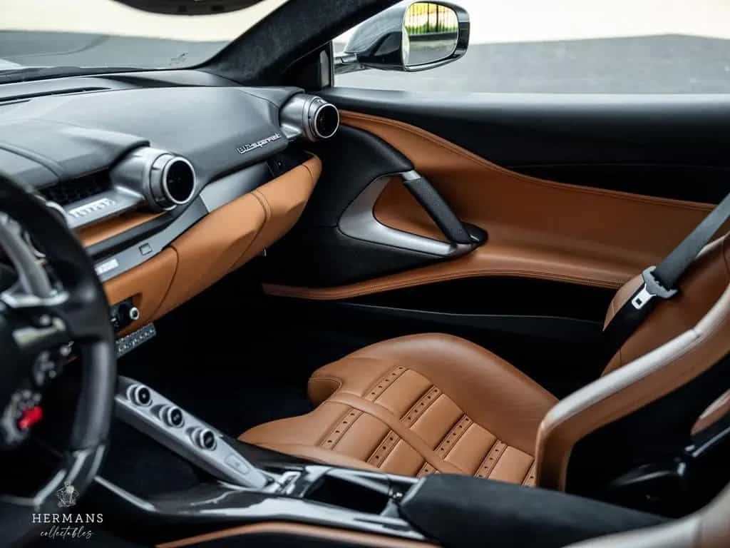 Ferrari 812 6.5 V12 Superfast HELE / Lift / Passenger / 02/2018-photo-20