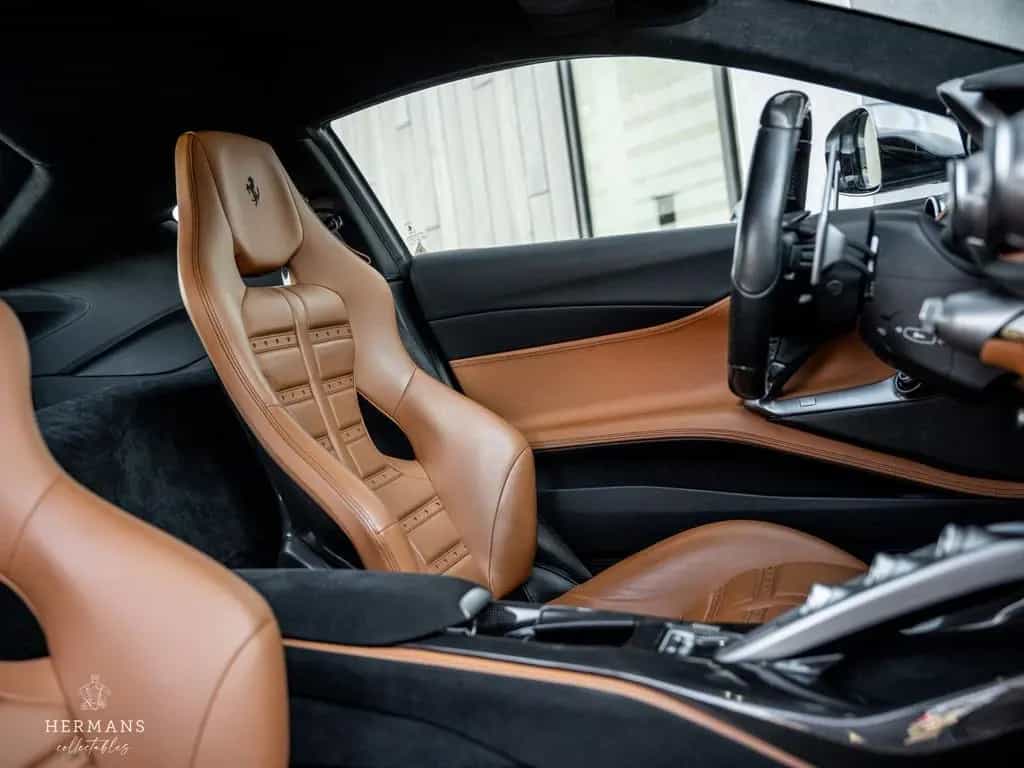 Ferrari 812 6.5 V12 Superfast HELE / Lift / Passenger / 02/2018-photo-23
