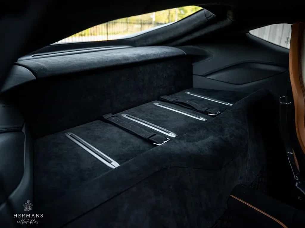 Ferrari 812 6.5 V12 Superfast HELE / Lift / Passenger / 02/2018-photo-32