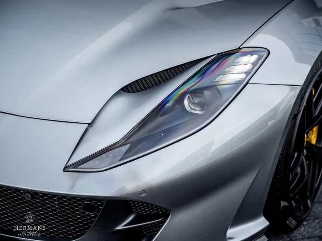 Ferrari 812 6.5 V12 Superfast HELE / Lift / Passenger / 02/2018-photo-4