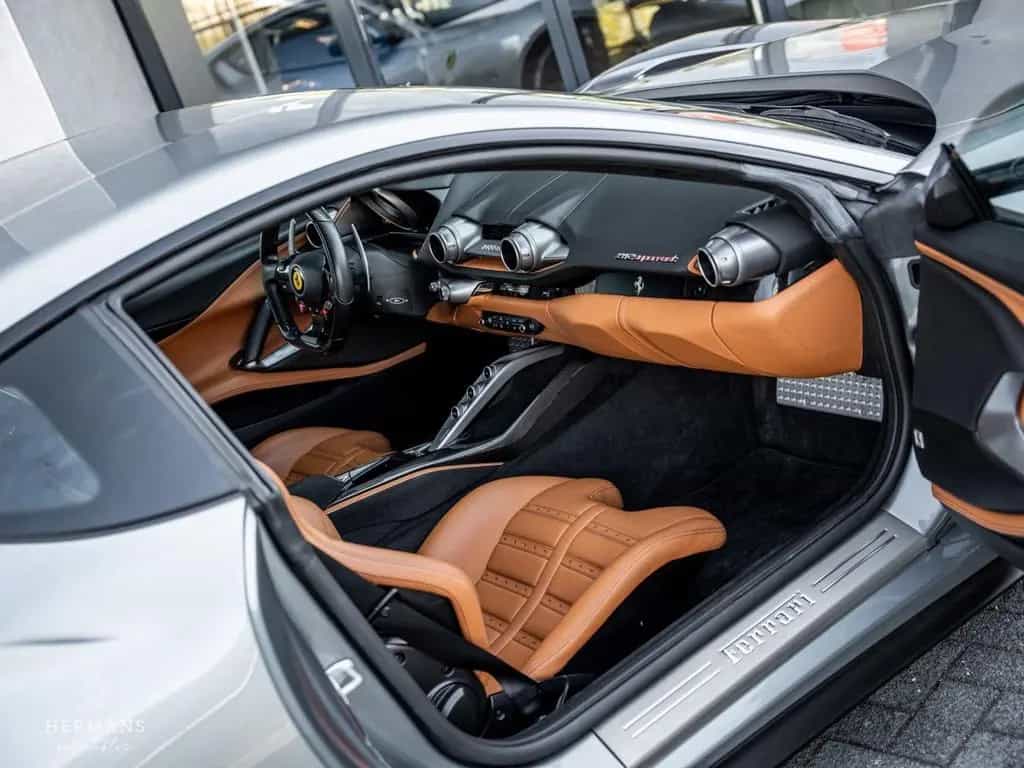 Ferrari 812 6.5 V12 Superfast HELE / Lift / Passenger / 02/2018-photo-7