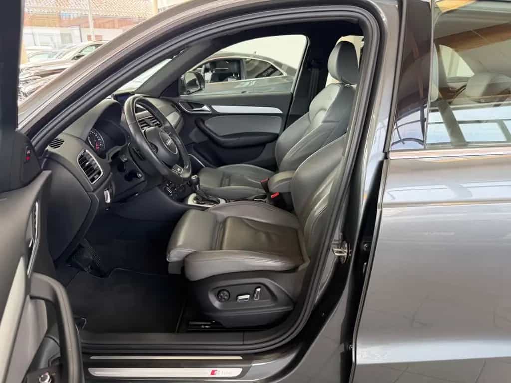 Audi Q3 2.0TDI S-Tronic Quattro 3x S-Line Kamera Lede 05/2015-photo-13
