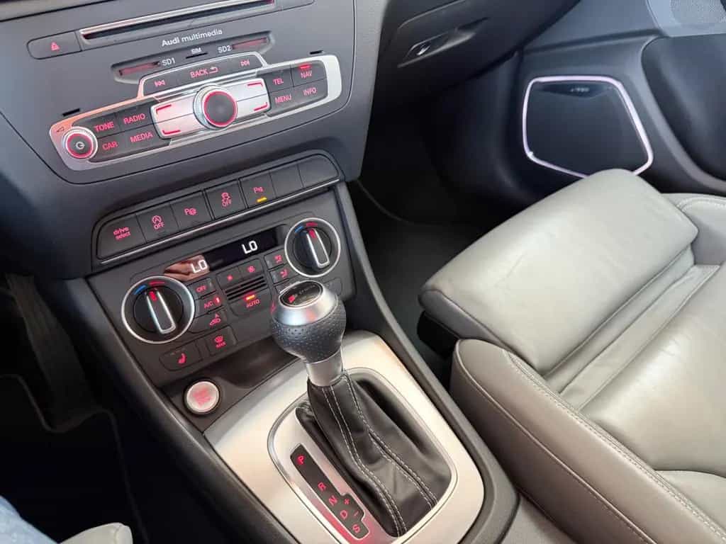 Audi Q3 2.0TDI S-Tronic Quattro 3x S-Line Kamera Lede 05/2015-photo-20