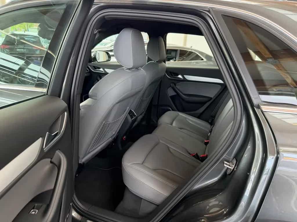 Audi Q3 2.0TDI S-Tronic Quattro 3x S-Line Kamera Lede 05/2015-photo-22