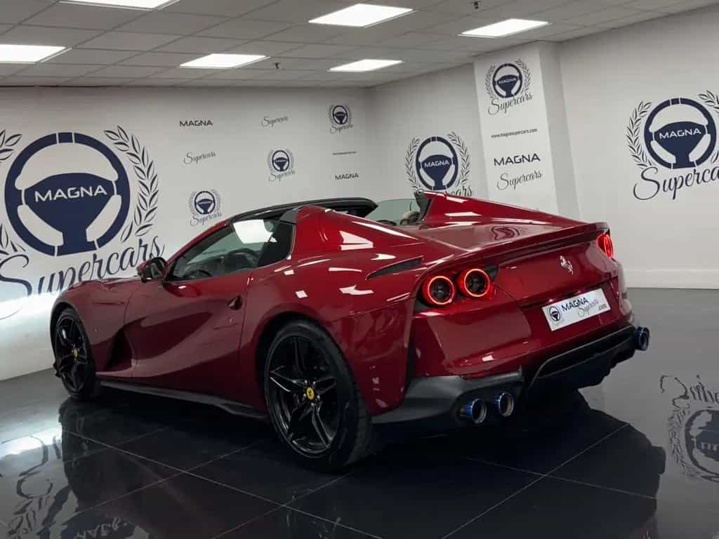 Ferrari 812 6.5 V12 GTS DCT F1 06/2021-photo-1