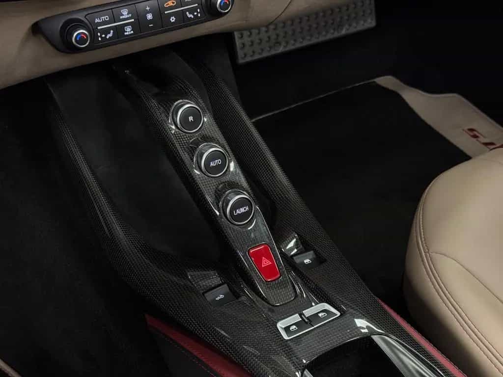 Ferrari 812 6.5 V12 GTS DCT F1 06/2021-photo-12
