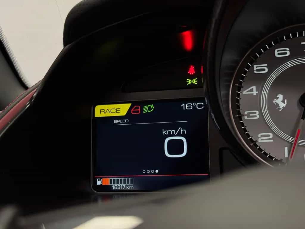 Ferrari 812 6.5 V12 GTS DCT F1 06/2021-photo-13