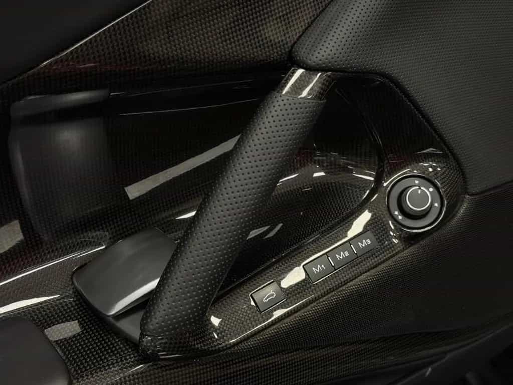 Ferrari 812 6.5 V12 GTS DCT F1 06/2021-photo-4