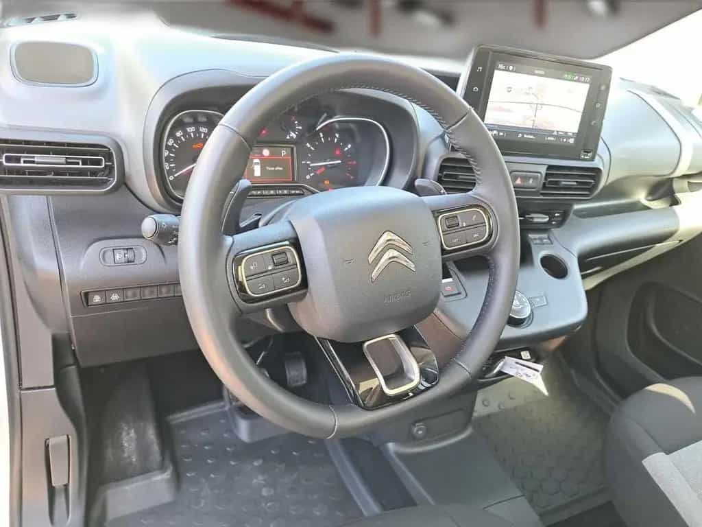 Citroën Berlingo Shine M NAV+RFK+GJR+ 11/2022-photo-17