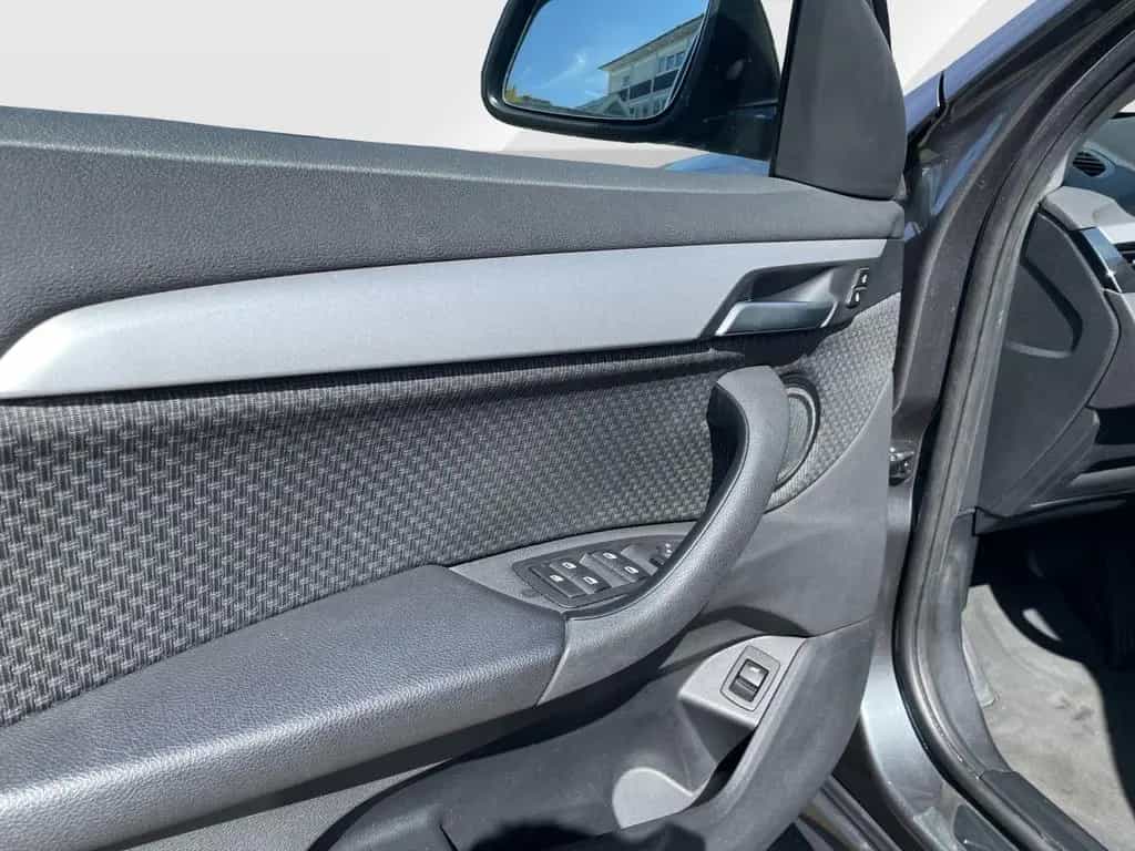 BMW X1 sDrive20i Advantage/ Automatik/ LED/ Klimaaut 05/2019-photo-9