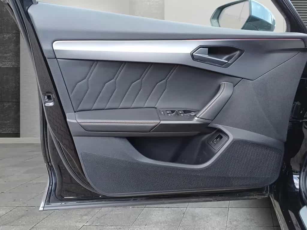 Cupra Formentor VZ 4Drive*DSG*SHZ*EHK*VC*GARANTIE* 08/2021-photo-6