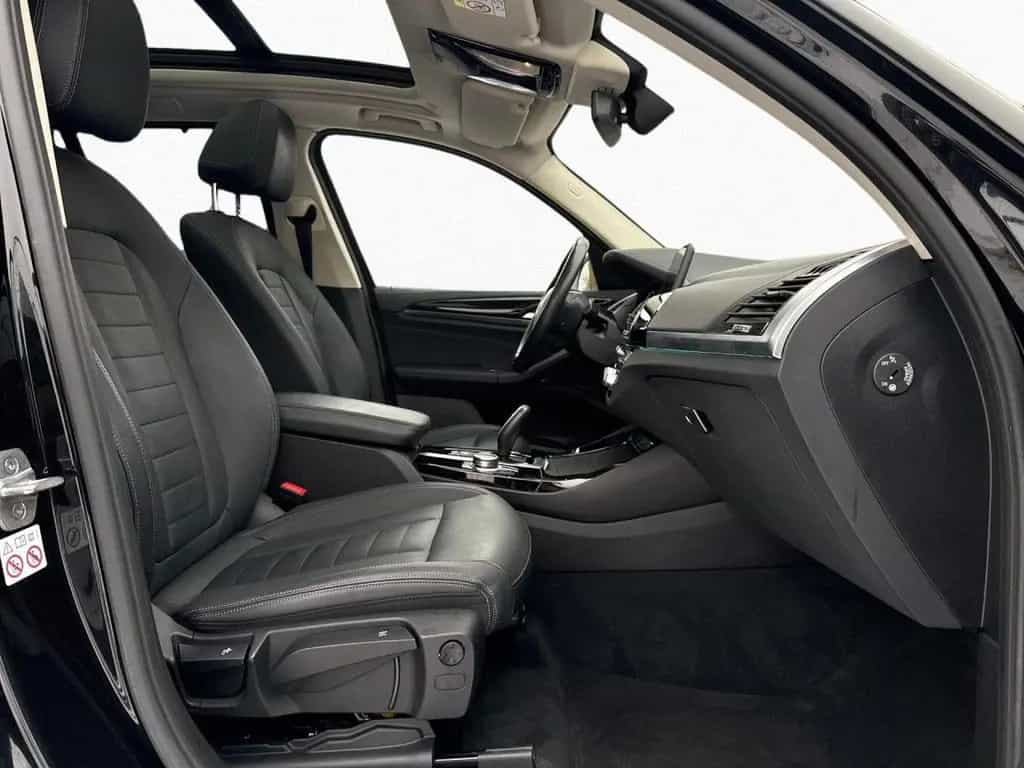BMW X3 xDrive30d Luxury LED+,AHK,Pano,360°,HUD,St 08/2020-photo-13