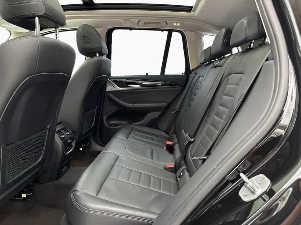 BMW X3 xDrive30d Luxury LED+,AHK,Pano,360°,HUD,St 08/2020-photo-14