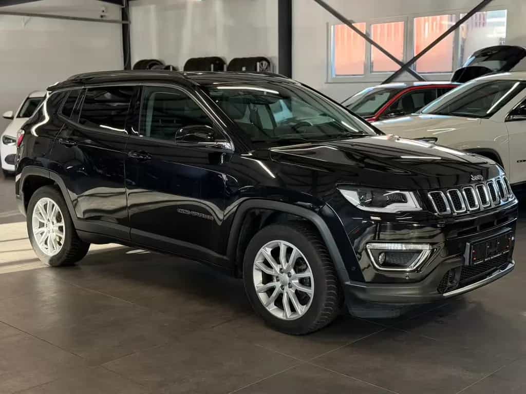 Jeep Compass Limit. 1,3 TGDi NAV+KAM+XEN+TEMP+CARPLAY 11/2020-photo-0