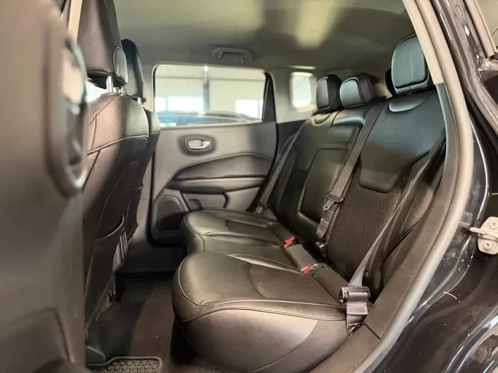 Jeep Compass Limit. 1,3 TGDi NAV+KAM+XEN+TEMP+CARPLAY 11/2020-photo-11