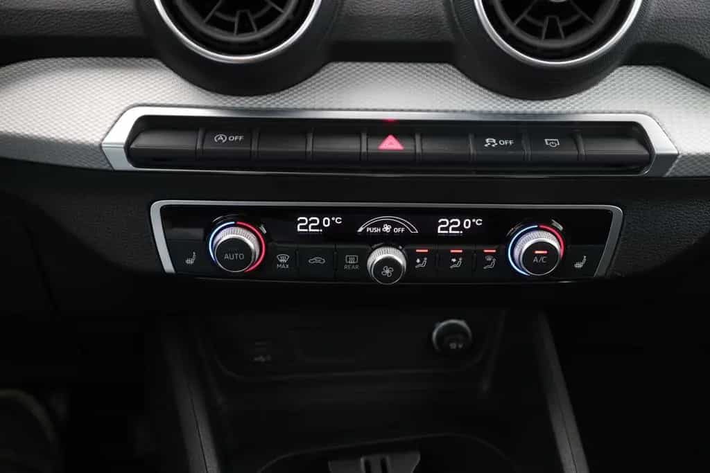 Audi Q2 35 TFSI S tronic advanced AHK|MMI NAVI PLUS 06/2021-photo-17
