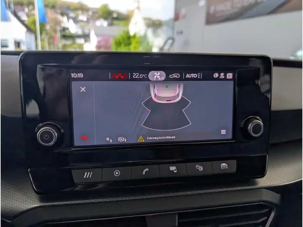 Seat Leon Style SHZ+CARPLAY+LENKRADHZ. 03/2021-photo-13