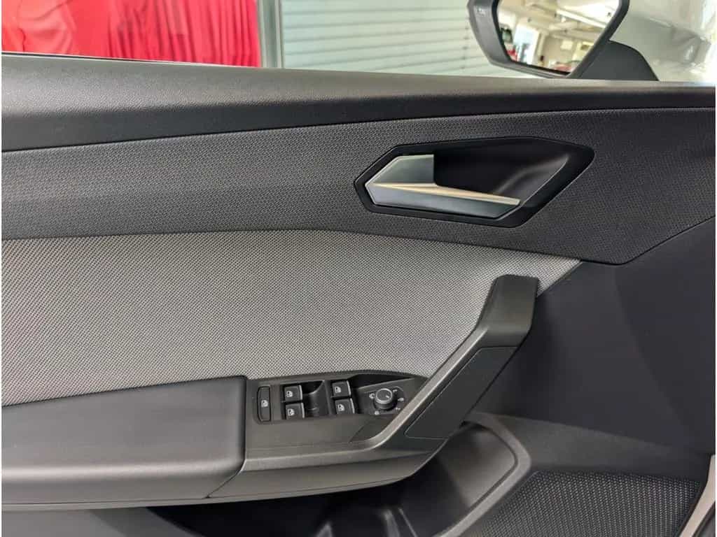 Seat Leon Style SHZ+CARPLAY+LENKRADHZ. 03/2021-photo-19