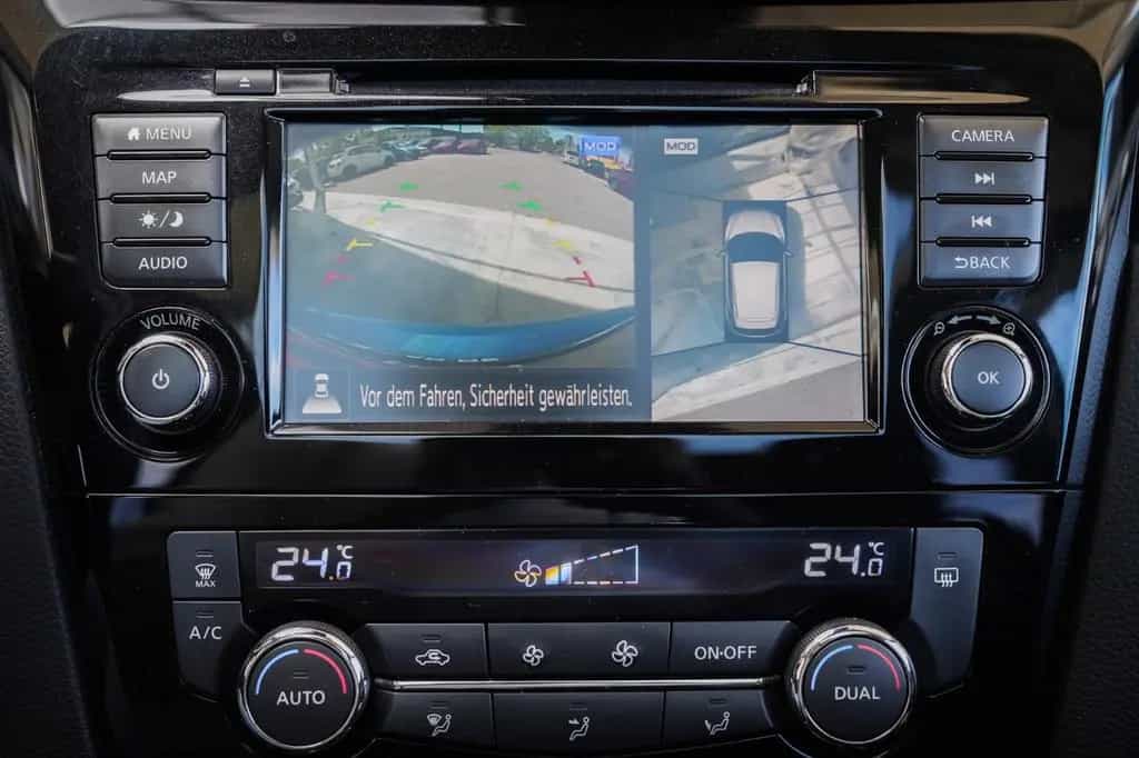 Nissan Qashqai Zama *SHZ/Klimaaut./Scheckheft* 04/2021-photo-12