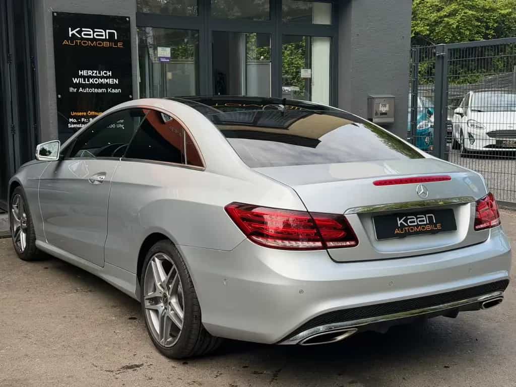 Mercedes-Benz E 200 Coupe AMG Line/LED/LEDER/PANO/SHZ/NAVI/TOT 05/2017-photo-5