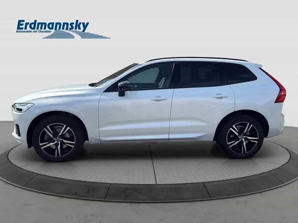 Volvo XC60 T4 R-Design/AHK/Pano/HuD/Kam/BLIS/DAB/H&K 07/2020-photo-4