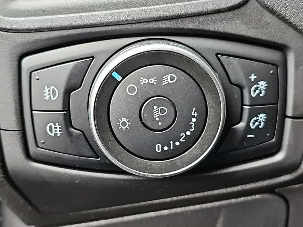Ford Business Edition"Garantie-TÜV/Service"S-Heft/AHK 06/2016-photo-23