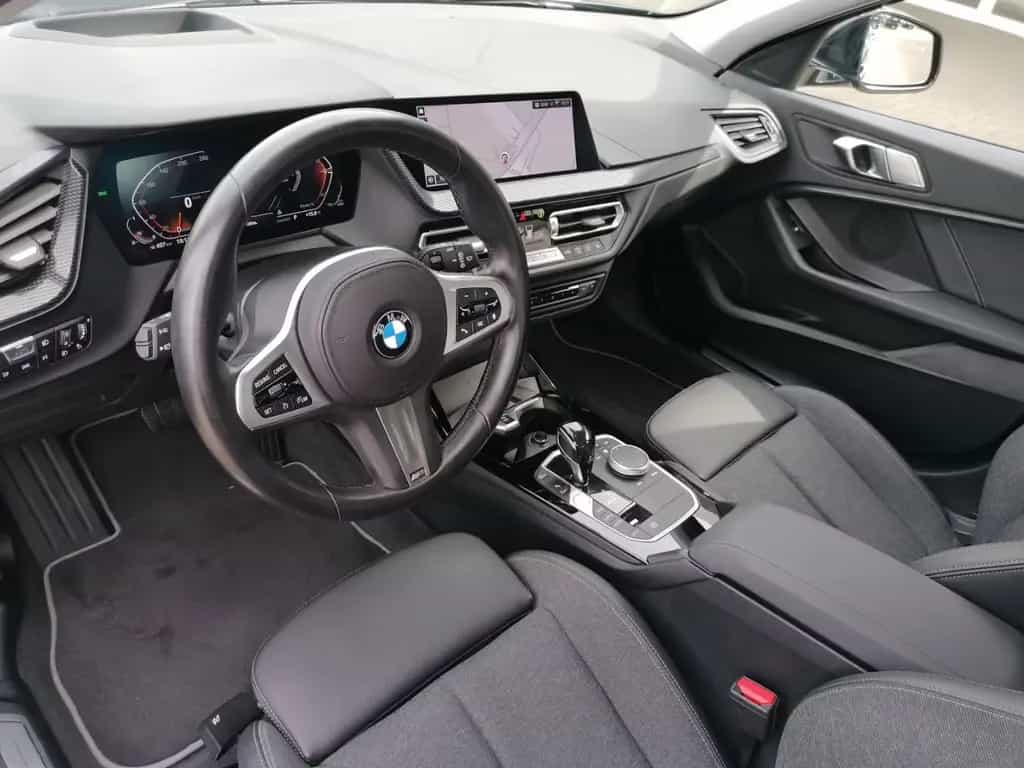 BMW 118 iA Sport Line LED LCPro HUD DA DAB Shz 01/2022-photo-5