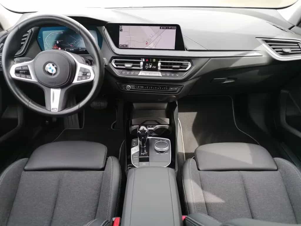 BMW 118 iA Sport Line LED LCPro HUD DA DAB Shz 01/2022-photo-7