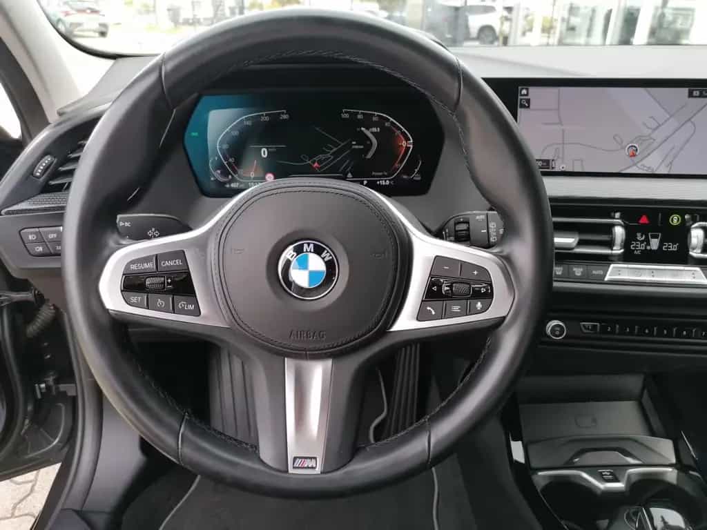 BMW 118 iA Sport Line LED LCPro HUD DA DAB Shz 01/2022-photo-8