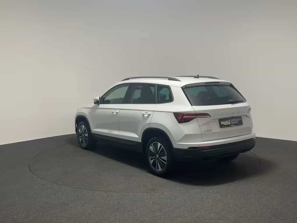 Skoda Karoq 1.5 TSI DSG Tour 04/2023-photo-2
