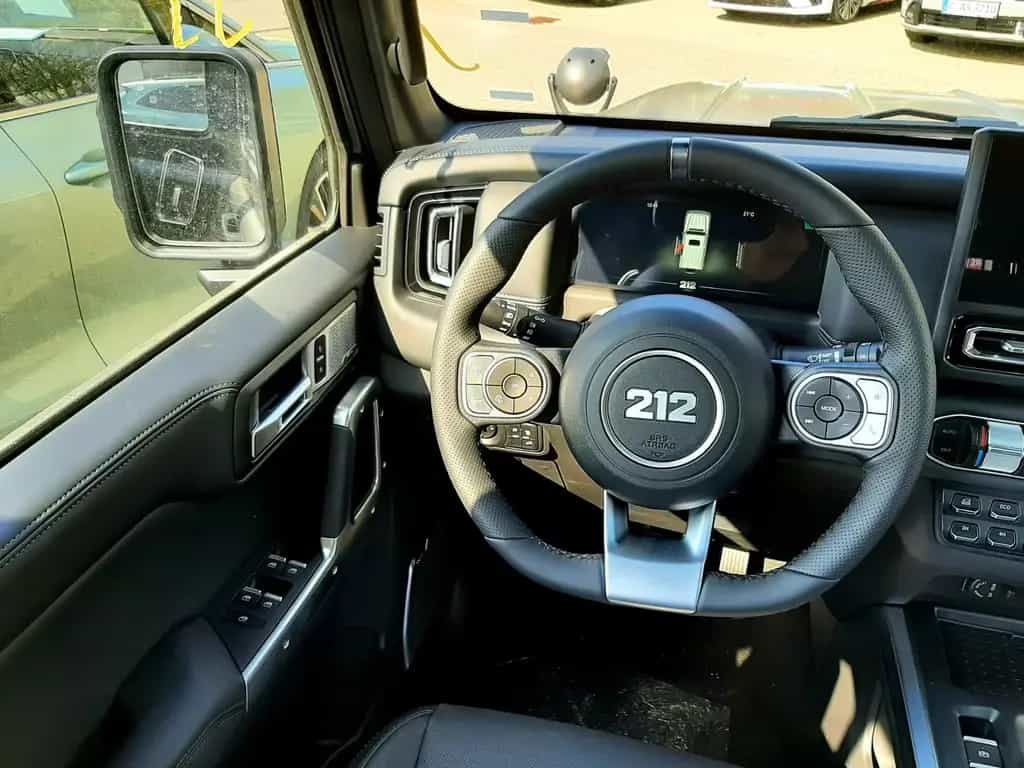 BAW 212 2.0D AWD AT8 LED Seilwinde Keyless null-photo-11