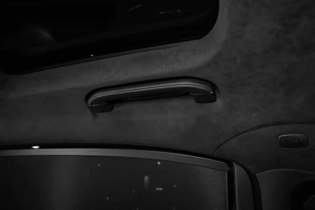 Maybach S 560 Maybach #MANUFAKTUR #FOND-TV #5-SITZE 05/2018-photo-23