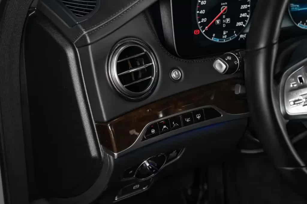 Maybach S 560 Maybach #MANUFAKTUR #FOND-TV #5-SITZE 05/2018-photo-29
