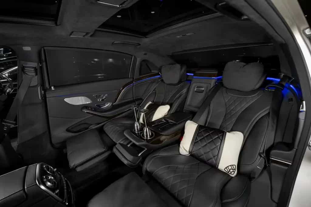 Maybach S 560 Maybach #MANUFAKTUR #FOND-TV #5-SITZE 05/2018-photo-3