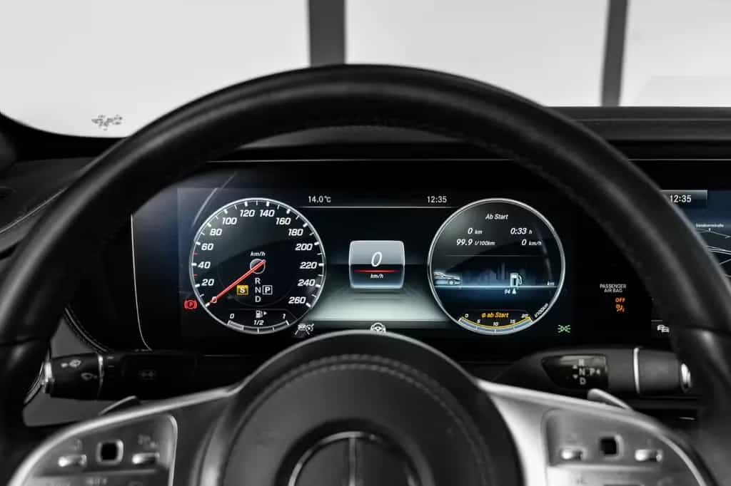 Maybach S 560 Maybach #MANUFAKTUR #FOND-TV #5-SITZE 05/2018-photo-31