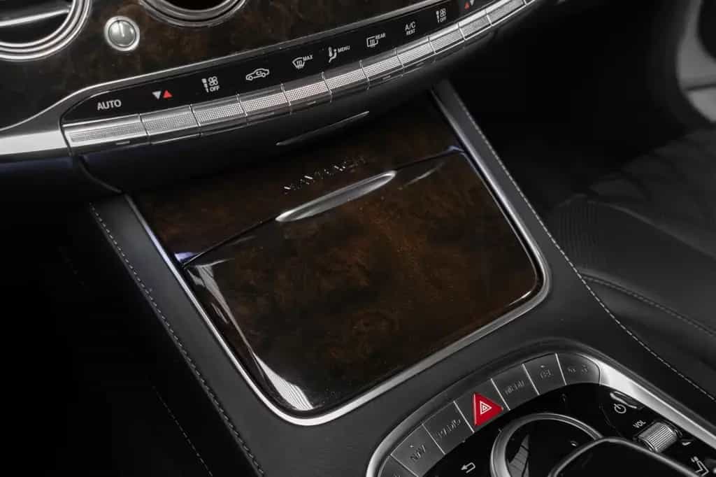 Maybach S 560 Maybach #MANUFAKTUR #FOND-TV #5-SITZE 05/2018-photo-33