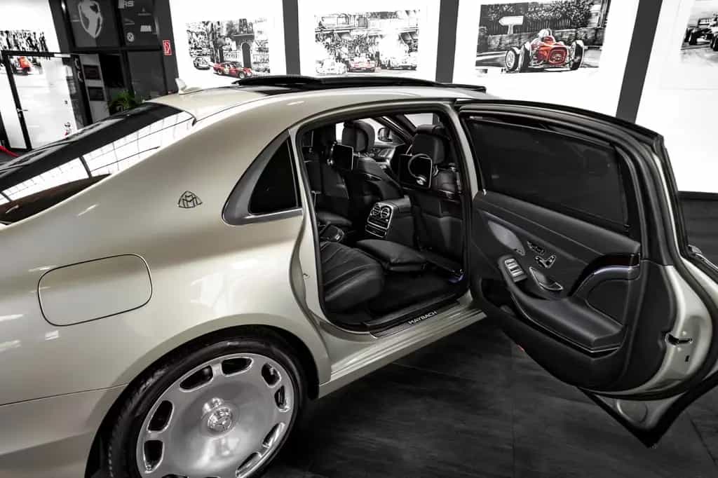 Maybach S 560 Maybach #MANUFAKTUR #FOND-TV #5-SITZE 05/2018-photo-8