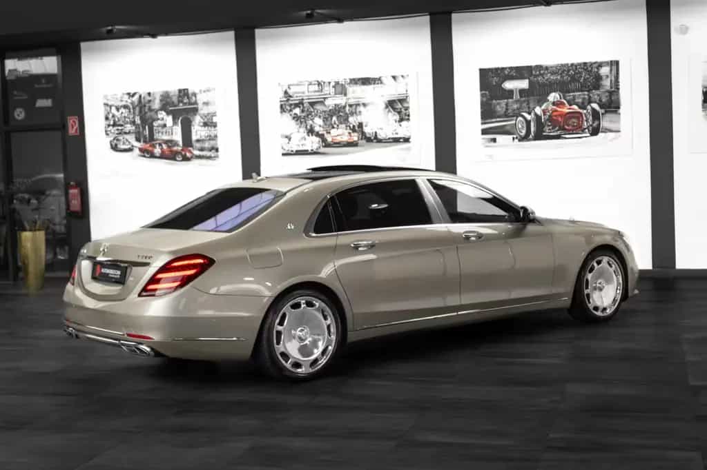 Maybach S 560 Maybach #MANUFAKTUR #FOND-TV #5-SITZE 05/2018-photo-9