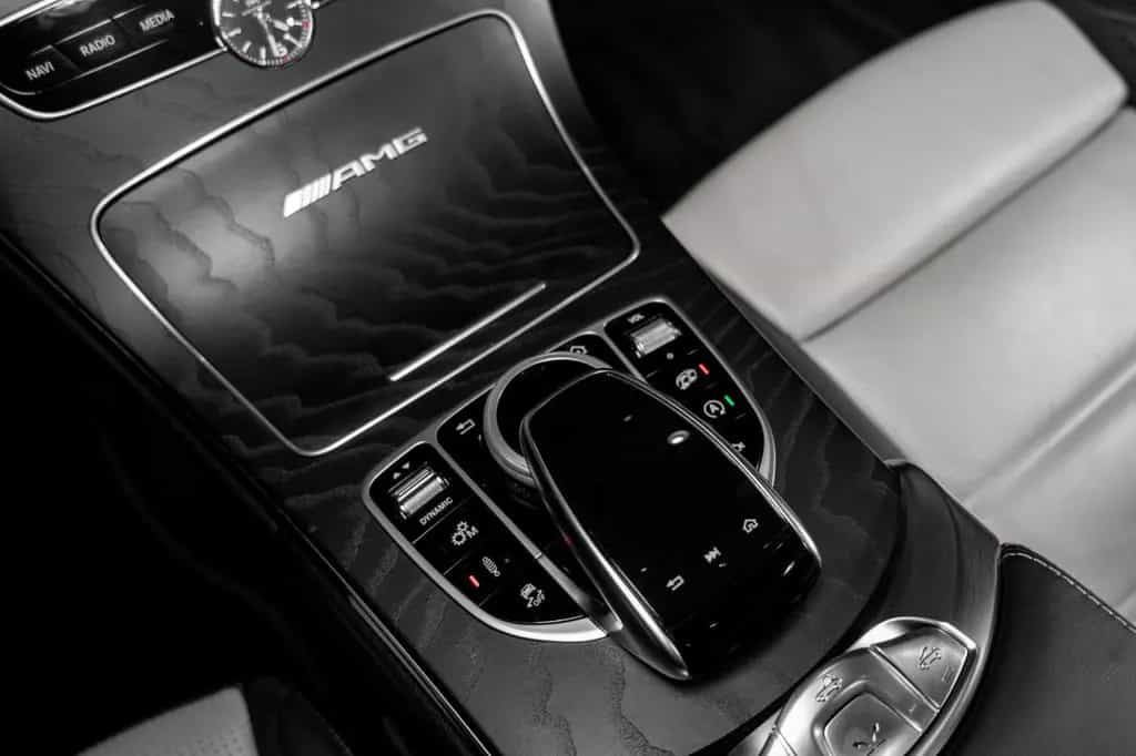 Mercedes-Benz C-Class 63 AMG Cabrio #MANUFAKTUR! #MATTLACK #1.HAND! 02/2022-photo-26