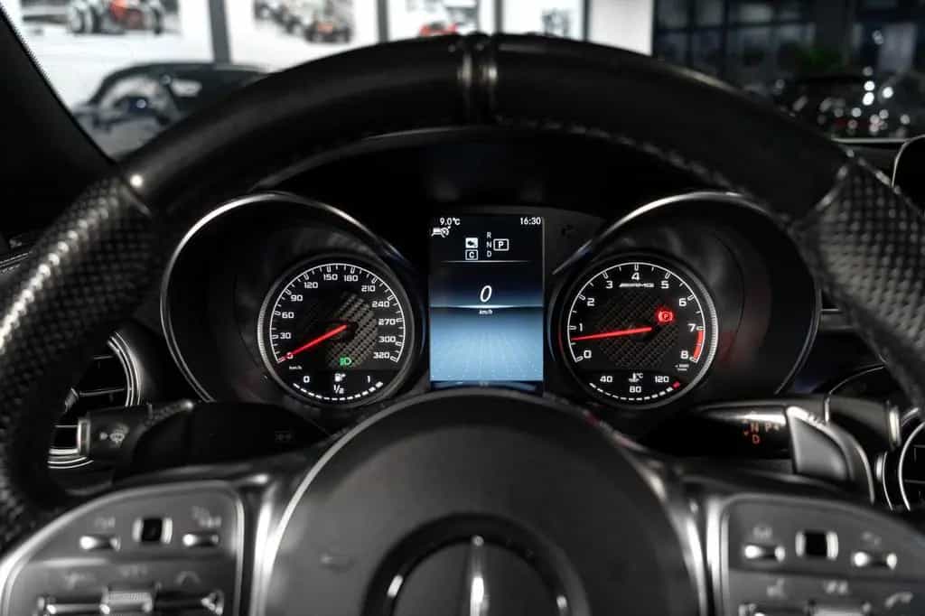 Mercedes-Benz C-Class 63 AMG Cabrio #MANUFAKTUR! #MATTLACK #1.HAND! 02/2022-photo-28