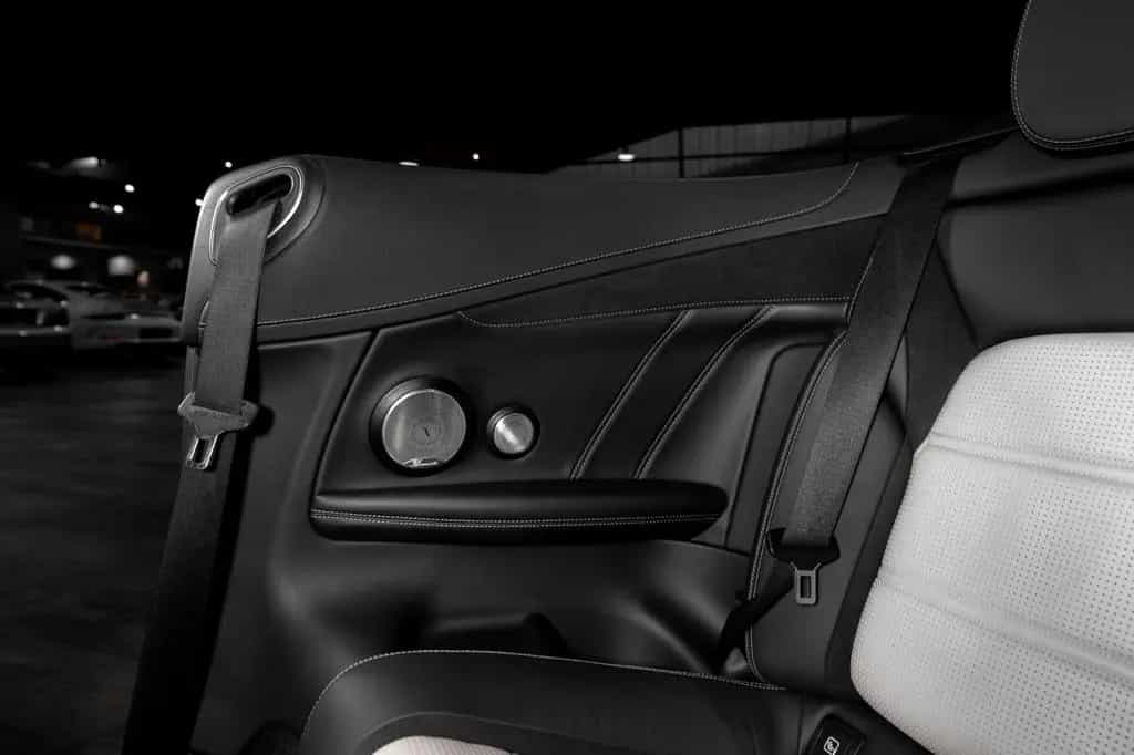 Mercedes-Benz C-Class 63 AMG Cabrio #MANUFAKTUR! #MATTLACK #1.HAND! 02/2022-photo-4
