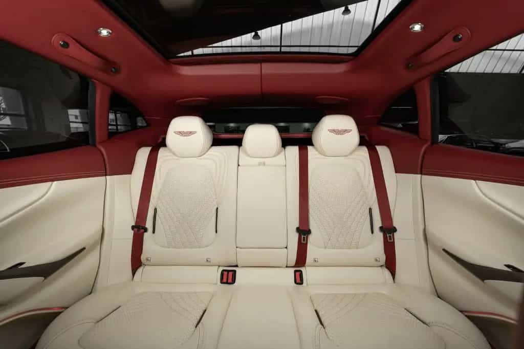 Aston Martin DBX 4.0 V8 #Exclusive Farbkombi #deutsches Fzg. 06/2021-photo-19