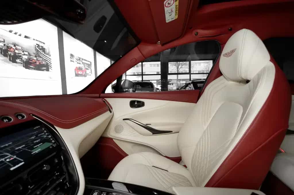 Aston Martin DBX 4.0 V8 #Exclusive Farbkombi #deutsches Fzg. 06/2021-photo-3