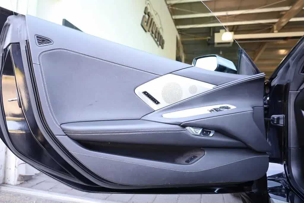 Corvette C8 6.2 V8 2LT Stingray Targa/Z51/BOSÉ/SHZ/R19*20 04/2021-photo-9