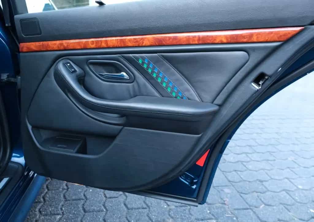 ALPINA B10 4,6 07/1997-photo-19