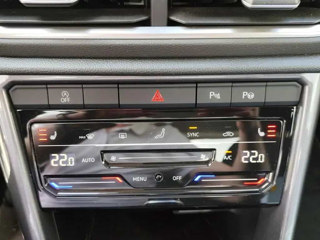 Volkswagen T-Roc 1.5 TSI DSG STYLE*LED*AHK*KAMERA*PDC*SHZ*N 03/2023-photo-18