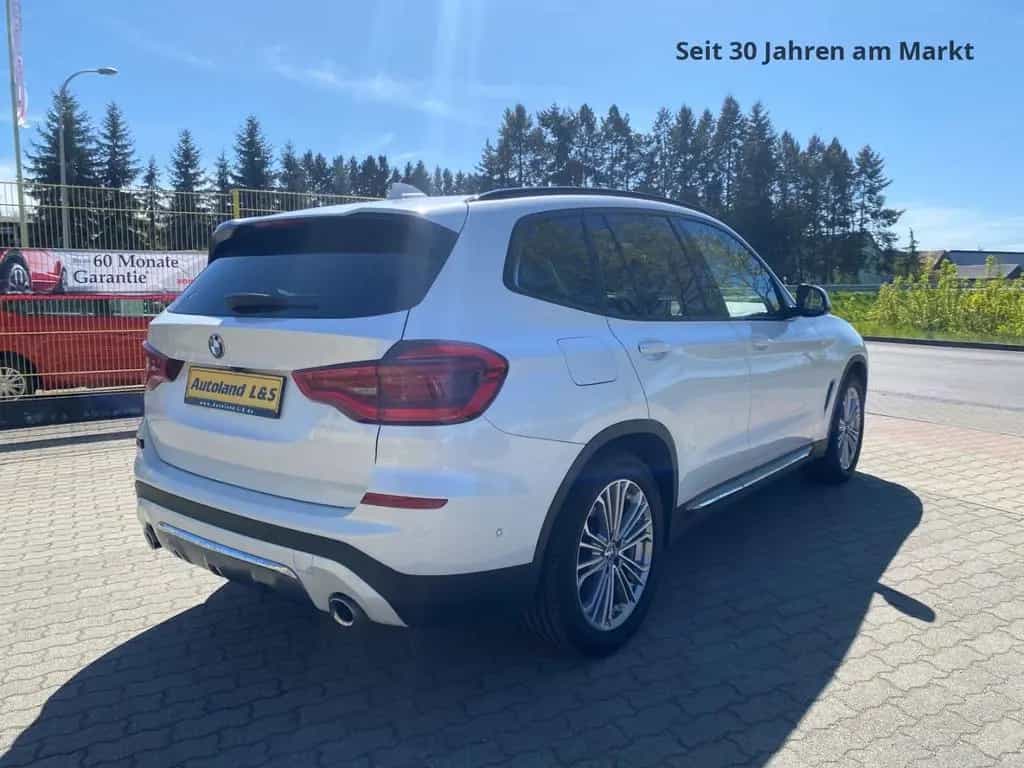 BMW X3 xDrive,20 DLuxury Line,Pano,AHK,1.Hand,LED,SH 01/2020-photo-2