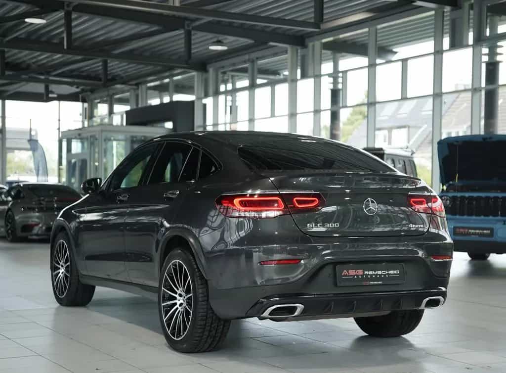 Mercedes-Benz GLC 300 Coupé 4M AMG Line 2H *20 *Pano *Digital 08/2020-photo-10